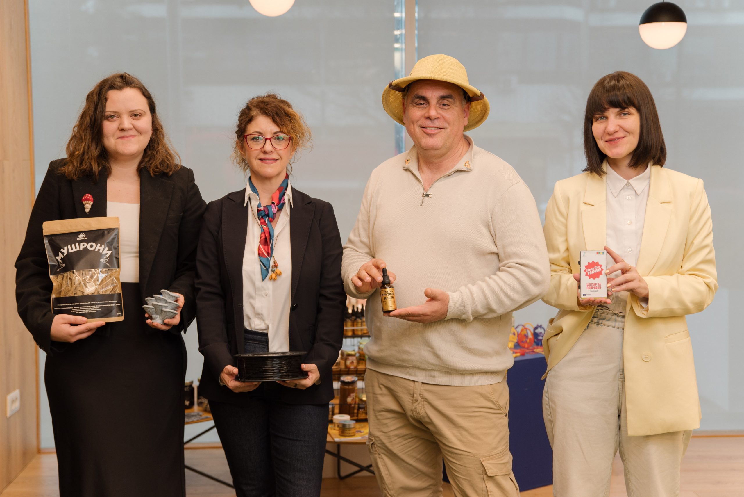 Презентирани македонските зелени иновации: „трутово млеко“, филамент од отпадна пластика и тестенини од печурки image